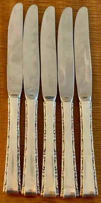 5 Lunt Sterling Silver Handle Madrigal 9 Inch Stainless Blade Dinner Knives - Total Weight 366 Grams