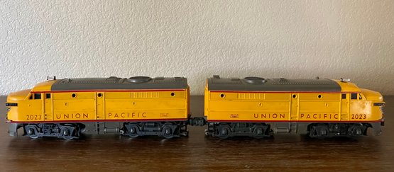 Post War Lionel Twin Diesel O Gauge Locomotive 2023 Magne-Traction Union Pacific With Paperwork & Box