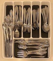 Oneida American Harmony Pattern Stainless Flatware Set Includes Tray