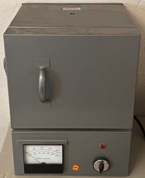 Satellite Mfg Co. Model J-100 Electric Jewelry Kiln