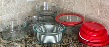 Lot Of Assorted Pyrex Glass Storage Bowls With Plastic Lids