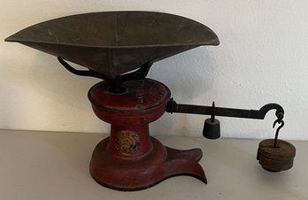 Antique Howe Scale Co. Rutland Cast Iron Scale With Pan And Weights