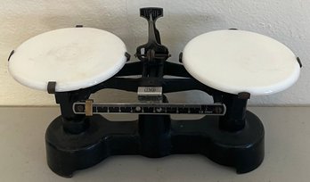 Vintage Central Scientific Co. Chicago Cast Iron Porcelain Plate Balance Scale