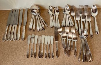 Set Of King Edward Silver Plate Silverware - (6) Knives, (6) Soup Spoons, (12) Teaspoons, (6) Dinner Forks,etc