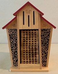 Wooden 14.5' Bee Barn