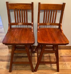 Pair Of Solid Oak 30' Swivel Bar Stool (2 Of 2)