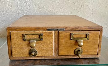 Antique Library Bureau Sole Makers Oak Dovetail 2-drawer Card Catalog Box With Brass Pulls And Original Tag