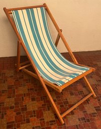 Vintage Adjustable Back Stripe Blue And White Folding Chair