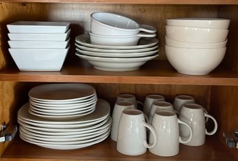 Thomson Pottery Dinnerware, Pfaltzgraff Bowls, And Threshold Bowls