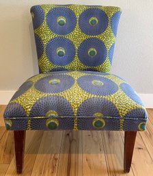 Material Peacock Pattern Accent Chair With Wood Legs