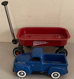 My Little Wagon Plastic Red Finish With Blue Ford Ceramic Pick Up Dish