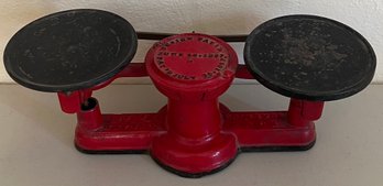 1860's Howe Rutland 6 Pound No. 2 Cast Iron Scale