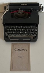 Vintage L. C. Smith & Corona Standard Portable Typewriter Flat Top