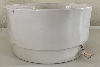 Coors Labware White Porcelain Bowl With Sieve And Spout