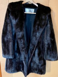 Choice City Fort Collins Colorado Genuine Ladies Fur Coat - Approx.  Size M