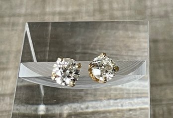 14K Yellow Gold Ladies Single Stone Diamond Earrings - 1.41 Carats Total W Appraisal