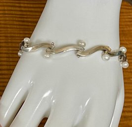 Sterling Silver And Pearl 8' Bracelet - Handmade - Total Weight - 21.6 Grams