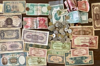 Collection Of Foreign Coins And Paper Money - Mexico, El Salvador, Rupees, Japanese, And More