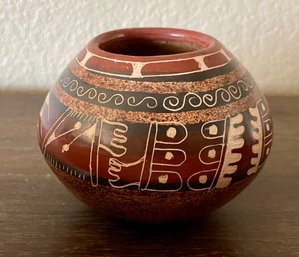 Hand Made And Painted Guaitil Costa Rica Pottery Pot Signed Mario Villa