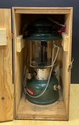 Vintage Coleman Lantern Model 220e With Wooden Carry Case