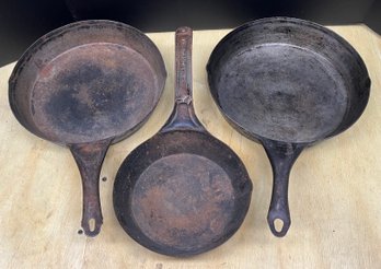 (3) Vintage Tin & Metal Cold Handle Cowboy Skillets