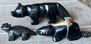 3 Zuni Carved Jet Fetish Animals With Turquoise Eyes - Otter - Iguana & Fox