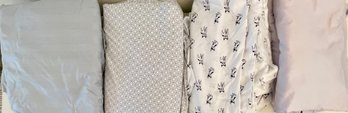 4 Queen Size Sheet Sets - (2) London Fog And (1) Cynthia Rowley (as Is)