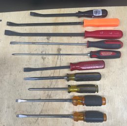 (10) Large Screwdrivers And Prybars - Craftsman, GearWrench, Pittsburgh