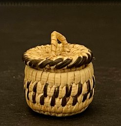 Miniature Native American 1' Hand Woven Basket With Lid