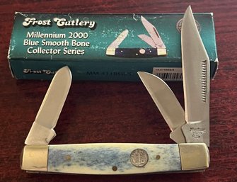 Frost Cutlery Hawk Head 2000 Blue Smooth Bone Collector Series Pocket Knife With Original Box