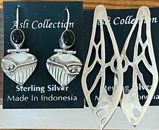2 Pairs Of Sterling Silver Earrings - Dragonfly Cutwork Wings & Sterling Silver & Onyx - Weight 15.7 Grams