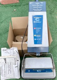 Commercial Grade Koblenz Carpet Cleaning Machine With Original Paperwork And Brushes