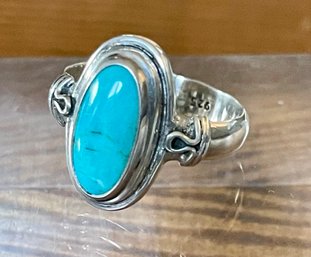 Sterling Silver & Turquoise Oval Cabochon Ring - Size 12.25 - Total Weight 8.6 Grams