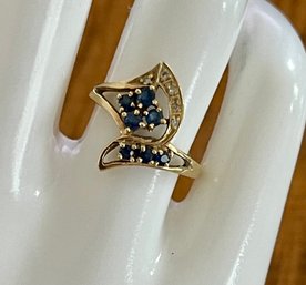 Vintage 14K Gold - Diamond & Blue Sapphire Ring Size 6 - Total Weight 2.3 Grams