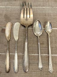 Vintage Sterling Silver 3 Oneida Heirloom Heiress And Two Sterling Silver Spoons - 140 Grams