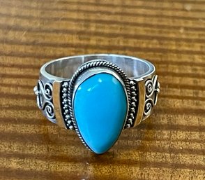 Sterling Silver & Larimar Teardrop Cabochon Ring - Size 8 - Total Weight - 7.6 Grams