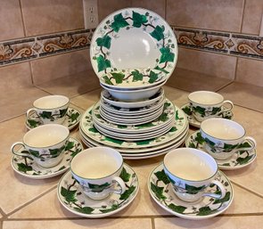 Set Of Vintage Porcelain Napoleon Ivy Wedgwood Made In England Dishware