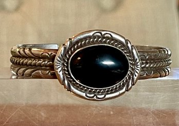 Vintage Navajo Sterling Silver & Black Onyx Twist Cuff Bracelet - Total Weight 33.22 Grams