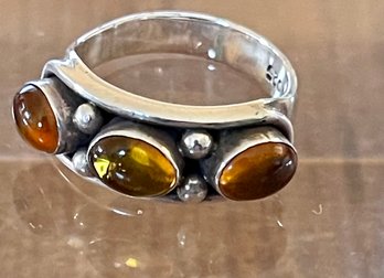 Sterling Silver And 3 Balkan Amber Cabochon Ring Size 6.75 -  Weight 4.3 Grams