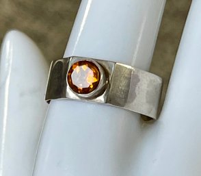 Sterling Silver And Citrine Faceted Stone Ring - Size 11.25 - Weight 4.7 Grams
