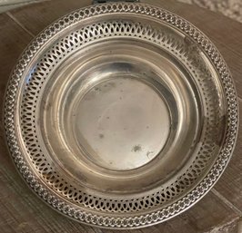 Vintage Pierced Sterling Silver Bowl - Total Weight 62 Grams