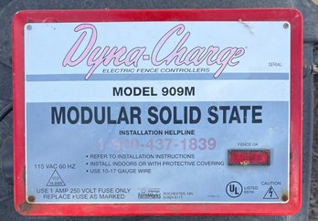 Dyna-charge Model 909M Electric Fence Controller