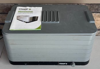 L'equip Expandable Model 528 Dehydrator With Manual