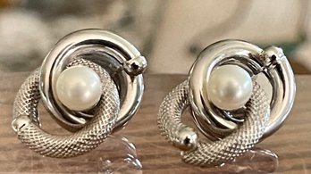 Stunning 750 18K White Gold Pearl Brev Unoaerre Earrings - Total Weight 7.1 Grams