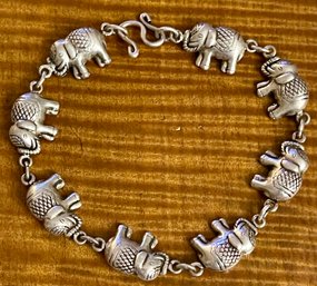 Vintage Sterling Silver Elephant Charm 7.5 Inch Bracelet - 12.9 Grams