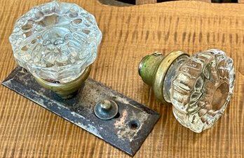 Gorgeous Antique Glass Door Knob Set With Metal Plate
