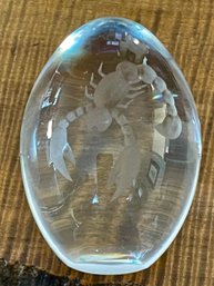 Vintage Petite Etched Scorpion Crystal Egg Paperweight Scorpio Zodiac Horoscope