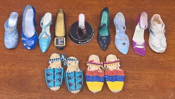 (8) Just The Right Shoe By Raine Collectible Miniature Shoes, (2) Pair Of Hiracha Sandals, (1) Kathy Hatch