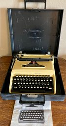 Vintage Remington Portable Typewriter Quiet- Writer With Original Case And Paperwork