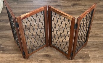 Wood And Metal Lattice 4 Panel Folding Pet Gate